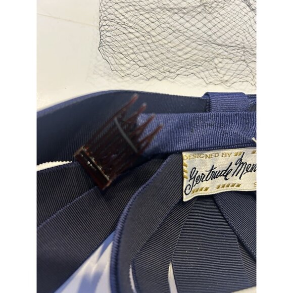 Ladies’ Hat Designed By Gertrude Menczer St Louis w/ Combs & Veil Net Navy Blue - Picture 7 of 12